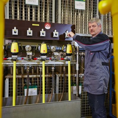 Qualitätsmanagement - Endkontrolle der Pumpwerke