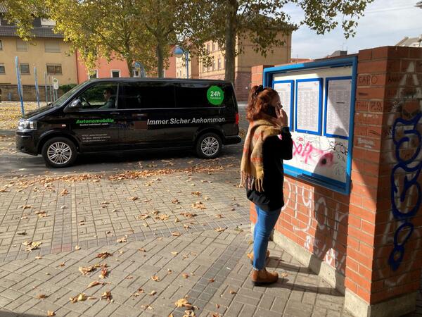 Meilenstein des Mobilit�tskonzeptes im Main-Tauber-Kreis erreicht. Eine Million Kilometer hat das Ruftaxi mit Fahrg�sten zur�ckgelegt. Ruftaxifahrten k�nnen online, per App oder telefonisch bestellt werden. 