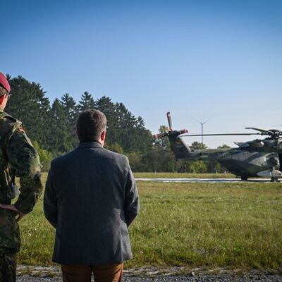 Das Hauptwaffensystem der Niederstettener Heeresflieger ist der Mittlere Transporthubschrauber NH90, der zum Personen-, Material und Verwundetentransport eingesetzt wird.