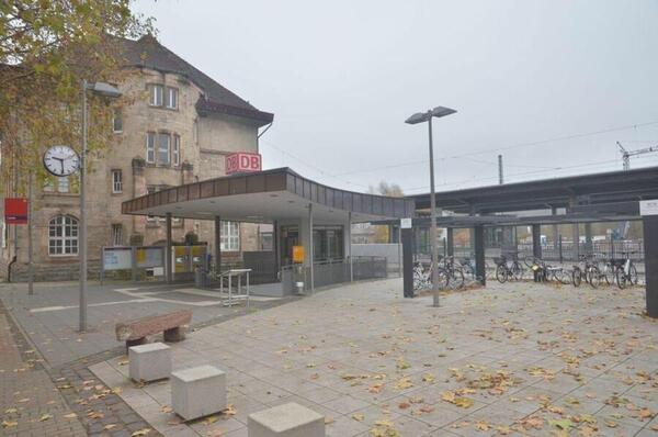 Bahnhofsgeb�ude in Lauda: Im ersten Quartal 2024 soll die neue Mobilit�tszentrale in den R�umlichkeiten ihre Arbeit aufnehmen.