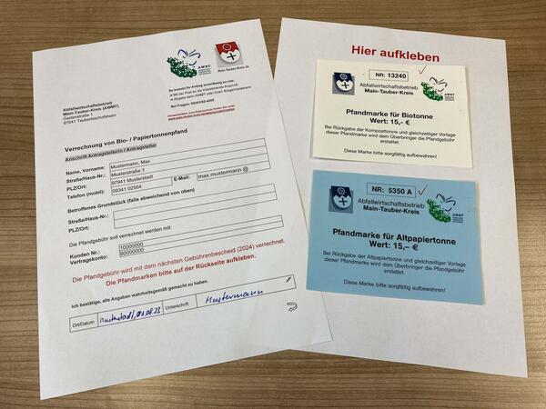 Die Pfandpflicht f�r Bio- und Papiertonnen im Main-Tauber-Kreis ist entfallen. Erhobene Pfandgeb�hren werden gegen Abgabe der Pfandmarke bis 1. Februar 2024 mit dem n�chsten Geb�hrenbescheid erstattet. Vorhandene Pfandmarken m�ssen auf das Formular zur Verrechnung von Bio- und Papiertonnenpfand aufgeklebt werden.