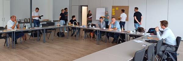 Der Werbe- und Vertriebsplan der Bio-Musterregion Main-Tauber-Kreis wird weiterentwickelt. Die Workshop-Teilnehmer brachten ihre Erfahrungen sowie ihre Erwartungen und W�nsche an das Marketing-Konzept aktiv mit ein. 