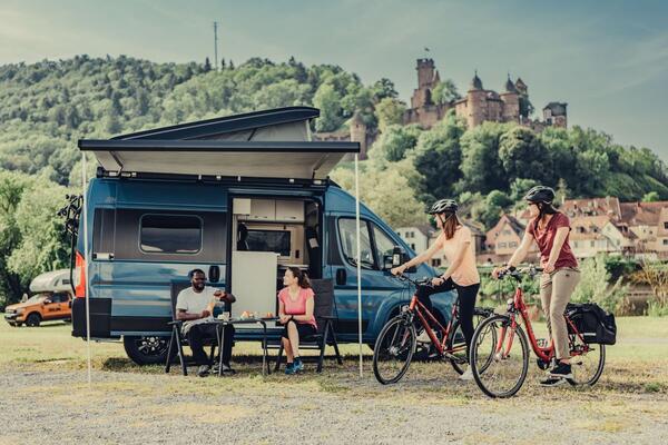 Im Lieblichen Taubertal erm�glichen vielerorts Wohnmobilstellpl�tze ein Wochenende mit Kultur, Erholung, Rad- und Wanderangeboten.