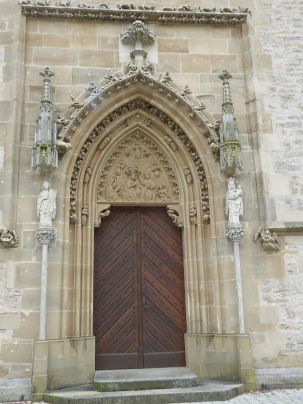 Portal der Bergkirche Weikersheim-Laudenbach: Am Tag des offenen Denkmals am Sonntag, 14. September, prsentieren sich auch im Main-Tauber-Kreis wieder interessante Denkmale. 
