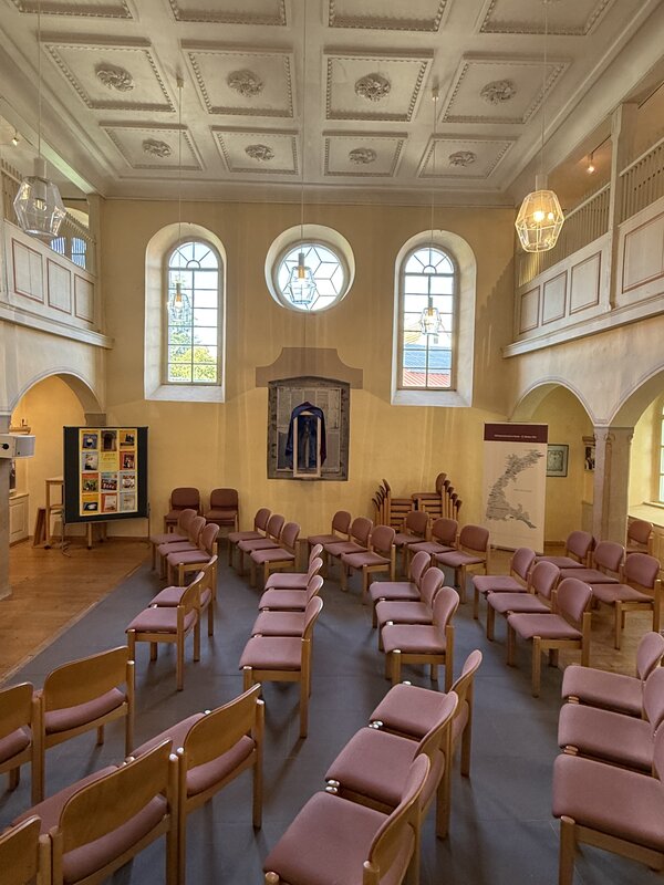 Bild vergr&ouml;&szlig;ern: Der Betsaal der ehemaligen Synagoge: Der Saal gilt bis heute als Zeugnis religiösen jüdischen Lebens in Wenkheim und Umgebung.