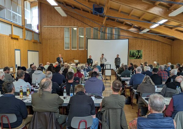 Die ehrenamtlichen Biberberatenden im Regierungsbezirk Stuttgart haben sich vor kurzem in Boxberg-Kupprichhausen getroffen.