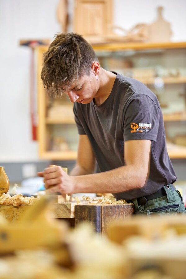 "Fr alle, die etwas vorhaben - Ausbildung und Studium im Main-Tauber-Kreis": Unter diesem Motto bietet die Wirtschaftsfrderung des Main-Tauber-Kreises in Zusammenarbeit mit dem externen Referenten Jens Arne Mnnig eine informative Vortragsreihe an, um Schler von einer Karriere daheim zu berzeugen.