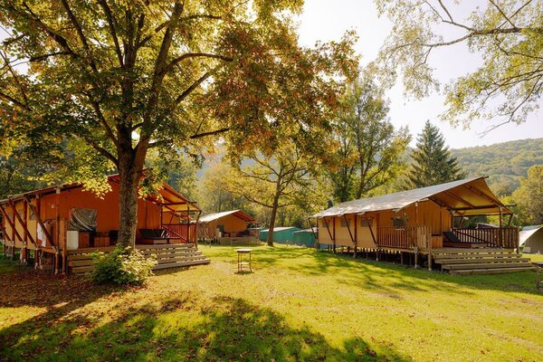 Besondere Unterk�nfte wie diese Nature Lodges versprechen einmalige �bernachtungserlebnisse. Das Liebliche Taubertal bietet f�r jeden Geschmack die passende Unterkunft.