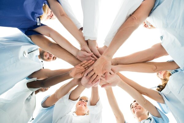 Teilnehmende Kliniken und Praxen