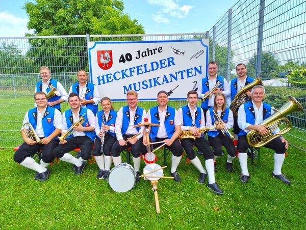 Halbzeit bei "Blasmusik am Sonntag": Das dritte kostenlose Konzert im Bronnbacher Abteigarten bestreiten am Sonntag, 12. Juli, um 14 Uhr die Heckfelder Musikanten.
