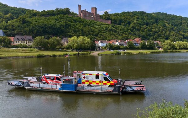 Das Foto zeigt die Mainf&auml;hre Wertheim.