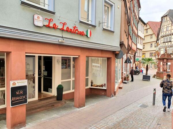 Mit einer Pachtreduzierung werden Gewerbebetreibende unterst�tzt. 