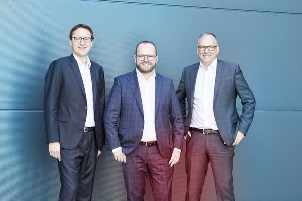 Der Gesch�ftsf�hrer Dr. Mario Englert, der Gesch�ftsf�hrende Gesellschafter Dr. Gunther Wobser sowie der Gesch�ftsf�hrer Dr. Marc Stricker (v. l.).