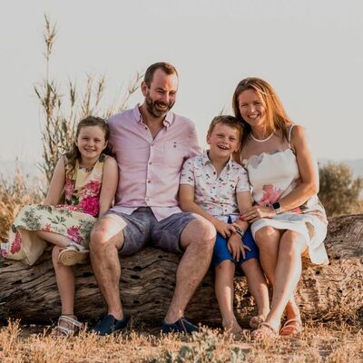 Eltern mit Pflegekindern: Das Jugendamt bereitet grndlich auf die verantwortungsvolle Aufgabe vor.