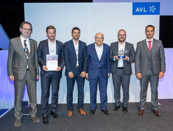 Bei der Preisverleihung des  AVL Supplier Award