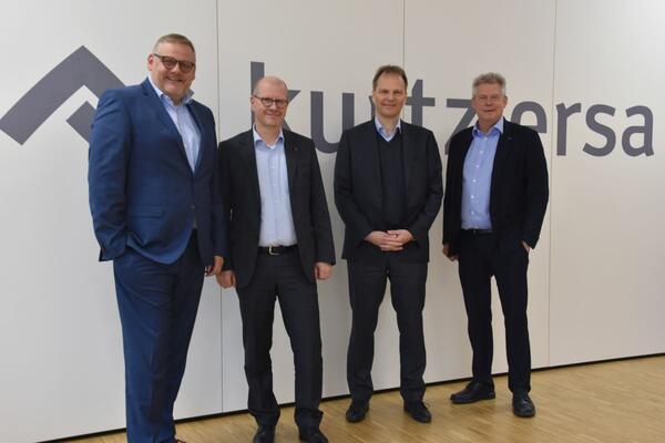 Neu aufgestellt - die Kurtz Ersa-Gesch�ftsf�hrung (v.r.n.l.): Rainer Kurtz (Noch-CEO), Michael Fischer, Ersa Gesch�ftsf�hrer, Ralph Knecht, bisheriger Ersa Gesch�ftsf�hrer und k�nftiger Kurtz Ersa-CEO, und CFO Thomas M�hleck