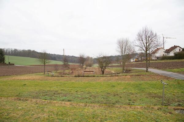 Schon bald entsteht hier eine attraktive Erholungsfl�che f�r Jung und Alt. 