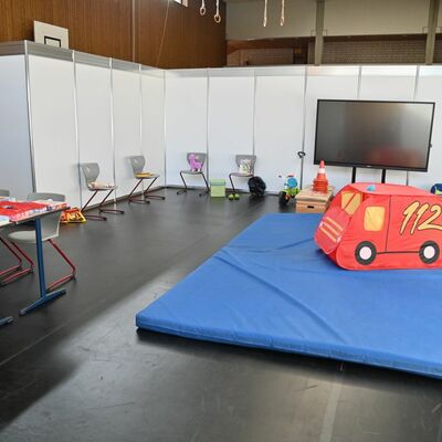 Spielecke fr Kinder in der Notunterkunft fr geflchtete Menschen aus der Ukraine.
