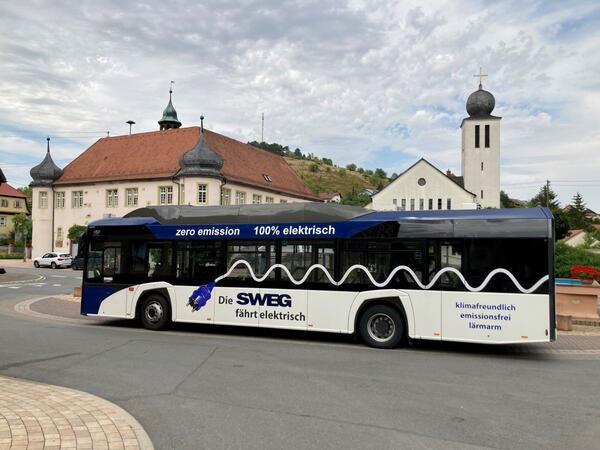 Am ersten Betriebstag kam der E-Bus unter anderem auf Linie 937 von Unterschpf nach Boxberg zum Einsatz. Nun endete die sechsmonatige Testphase.