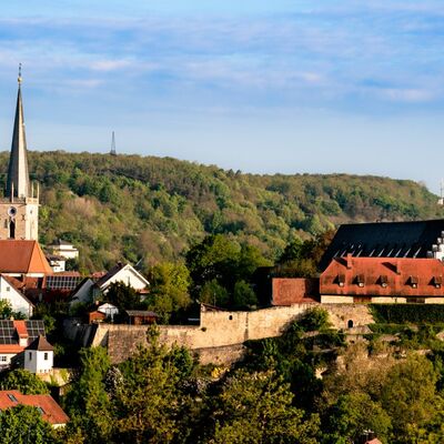 Blick auf die Stadtmauer