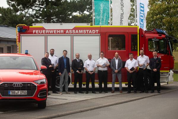 Ecom Instruments unterst�tzt die wertvolle Arbeit und Aufgabe der lokalen Freiwilligen Feuerwehren und spendet explosionsgesch�tzte Tablets.