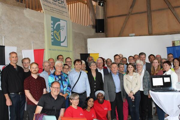 Die Gste der Abschlussveranstaltung LEADER 2014-2022 Hohenlohe-Tauber in der KulturScheune Weckelweiler